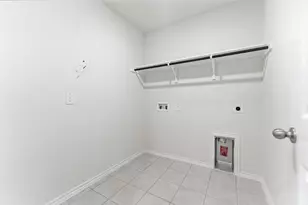 1012 Poinsettia Blvd, Denton, TX 76209 - Photo 4