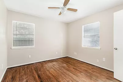 10818 Sharondale Drive, Dallas, TX 75228 - Photo 26