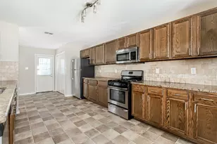 10818 Sharondale Dr, Dallas, TX 75228 - Photo 12