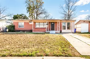 10818 Sharondale Dr, Dallas, TX 75228 - Photo 2