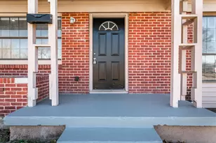 10818 Sharondale Dr, Dallas, TX 75228 - Photo 4