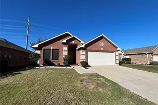 12817 Pricklybranch Dr, Fort Worth, TX 76244 - Photo 2