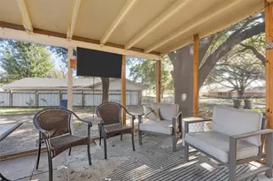 3648 Jim Tom Dr, Waco, TX 76706 - Photo 8