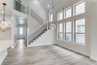 523 Paddock Way, Irving, TX 75039 - Photo 4