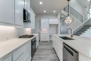 523 Paddock Way, Irving, TX 75039 - Photo 10