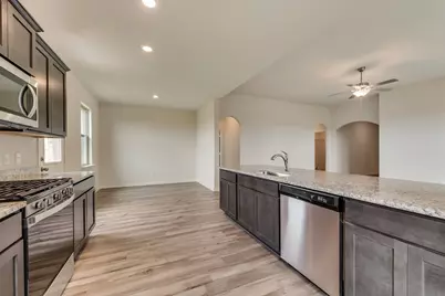 1521 Woodwinds Drive, Fort Worth, TX 76140 - Photo 6