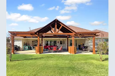 617 Parker Lane, Granbury, TX 76048 - Photo 4