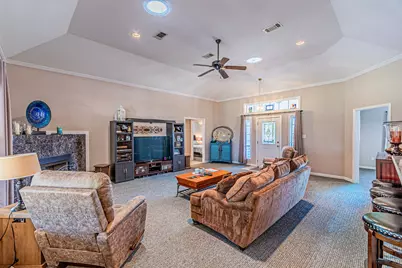 617 Parker Lane, Granbury, TX 76048 - Photo 12