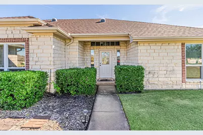 617 Parker Lane, Granbury, TX 76048 - Photo 6