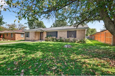 508 N Jordan Street, Whitesboro, TX 76273 - Photo 2