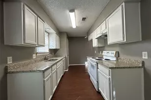 625 Edwards Dr, Saginaw, TX 76179 - Photo 10