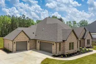 130 ELK DR, Longview, TX 75605 - Photo 2