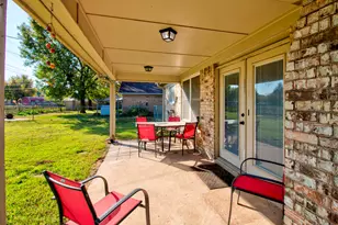 103 Brookshear Dr, Whitesboro, TX 76273 - Photo 22