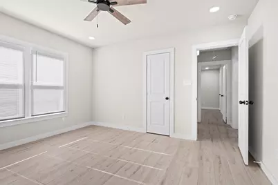 1300 E Baltimore Avenue, Fort Worth, TX 76104 - Photo 14
