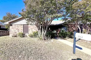 1106 Curtis Dr, Weatherford, TX 76086 - Photo 2