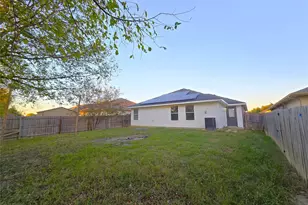 7546 Rice Ln, Dallas, TX 75241 - Photo 18