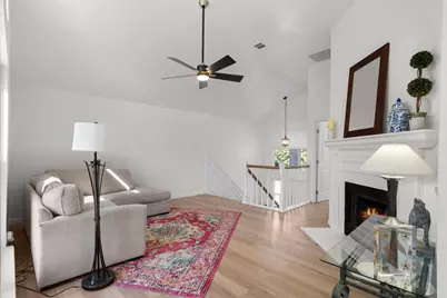 1390 Mimosa Lane, Lewisville, TX 75077 - Photo 6