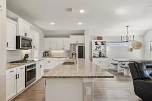 312 Scenic Point Dr, Princeton, TX 75407 - Photo 12