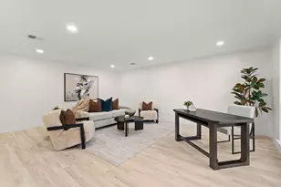 600 Pistachio Cir, Irving, TX 75063 - Photo 4