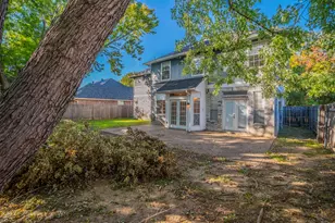 1240 Trinity Dr, Benbrook, TX 76126 - Photo 30