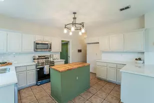 1240 Trinity Dr, Benbrook, TX 76126 - Photo 12