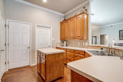 1125 Starling Court, Burleson, TX 76028 - Photo 14