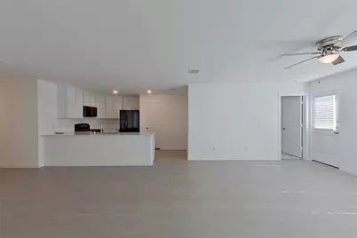 827 Ginkgo Way, Princeton, TX 75407 - Photo 4