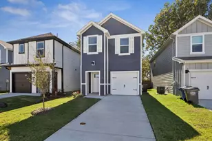 317 Clematis St, Princeton, TX 75407 - Photo 2