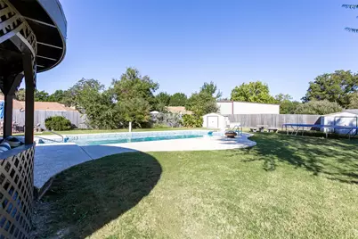 108 Haywood Drive, Benbrook, TX 76126 - Photo 24