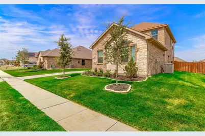 3664 Rolling Meadows Drive, Grand Prairie, TX 76065 - Photo 2