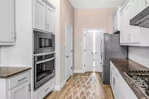 3664 Rolling Meadows Dr, Grand Prairie, TX 76065 - Photo 14