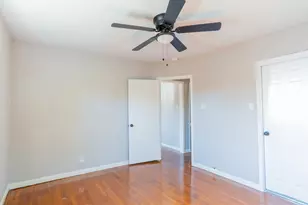 4200 Kenwood Ct, Fort Worth, TX 76103 - Photo 12