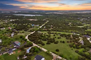 9112 Valley View Ct, Cleburne, TX 76033 - Photo 1