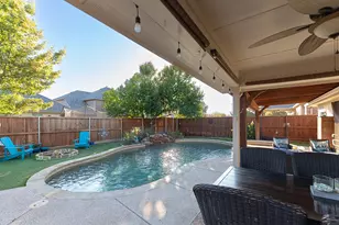 1161 Crest Breeze Dr, Fort Worth, TX 76052 - Photo 4