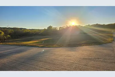 2202 Mountain Lakes Drive, Cedar Hill, TX 75104 - Photo 4