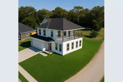 1027 Mustang Trail, Granbury, TX 76049 - Photo 2