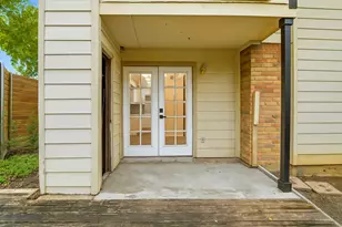 6646 E Lovers, Dallas, TX 75214 - Photo 20