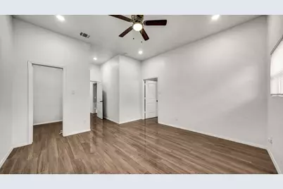 2514 Austin Court, Granbury, TX 76048 - Photo 10