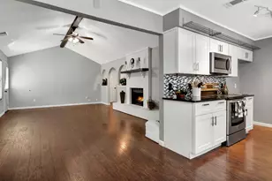 7516 Walnuthill Ct, Watauga, TX 76148 - Photo 16