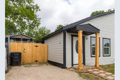 203 Park Street #A, Cleburne, TX 76031 - Photo 2