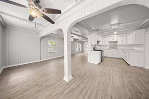 2719 25th St, Fort Worth, TX 76106 - Photo 8