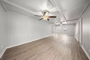 2719 25th St, Fort Worth, TX 76106 - Photo 4