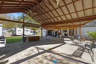 249 N Acres Dr, Dallas, TX 75217 - Photo 36