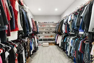 249 N Acres Dr, Dallas, TX 75217 - Photo 32