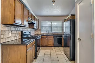 3820 River Birch Rd, Fort Worth, TX 76137 - Photo 4