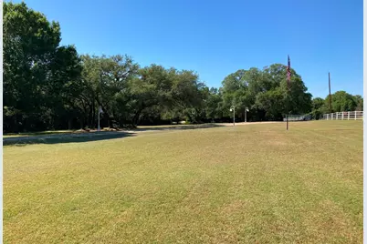 142 Hickory Valley Lane, Waco, TX 76705 - Photo 32