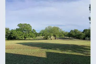 142 Hickory Valley Lane, Waco, TX 76705 - Photo 2