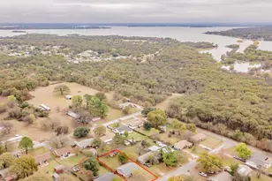 245 Gordon Dr, Azle, TX 76020 - Photo 2