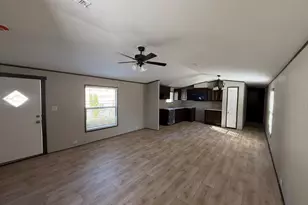 5421 Lake View Dr, Granbury, TX 76048 - Photo 1