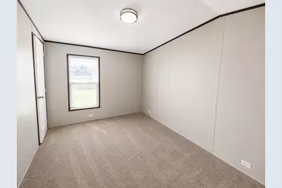 5421 Lake View Drive, Granbury, TX 76048 - Photo 6